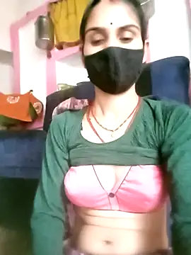 Snapshot of Nishaa_ji chatting on September 28, 6:19 am Nishaa ji online show from September 28, 6:19 am