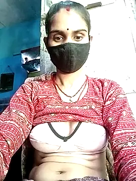 Snapshot of Nishaa_ji chatting on November 1, 7:10 am Nishaa ji online show from November 1, 7:10 am