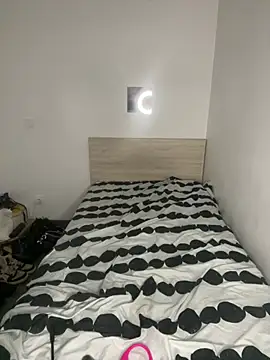 Snapshot of dreamgt chatting on March 3, 2:45 pm dreamgt online show from March 3, 2:45 pm