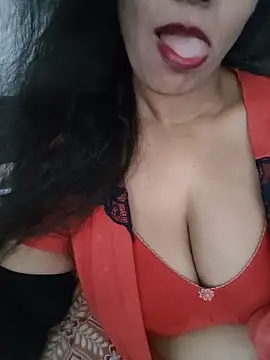 Deepa Sharma143 online show from June 3, 1:30 am