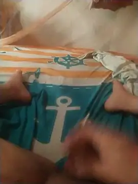 quieresleche1 online show from October 31, 6:20 pm