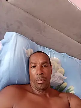 Snapshot of estrogeni chatting on July 18, 1:59 pm estrogeni online show from July 18, 1:59 pm
