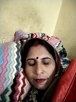 Snapshot of Hot_liya54 chatting on February 3, 6:22 am Hot liya54 online show from February 3, 6:22 am