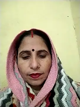 Snapshot of Hot_liya54 chatting on February 3, 8:19 am Hot liya54 online show from February 3, 8:19 am