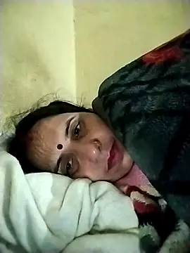 Snapshot of Hot_liya54 chatting on February 5, 12:37 am Hot liya54 online show from February 5, 12:37 am