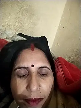 Snapshot of Hot_liya54 chatting on February 11, 10:15 pm Hot liya54 online show from February 11, 10:15 pm