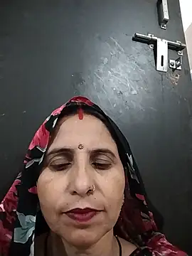 Snapshot of Hot_liya54 chatting on June 17, 4:19 pm Hot liya54 online show from June 17, 4:19 pm