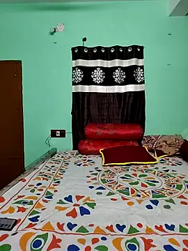 naughty nataasa online show from November 15, 8:33 am