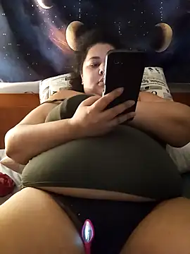 xlatinastar online show from September 18, 6:43 pm