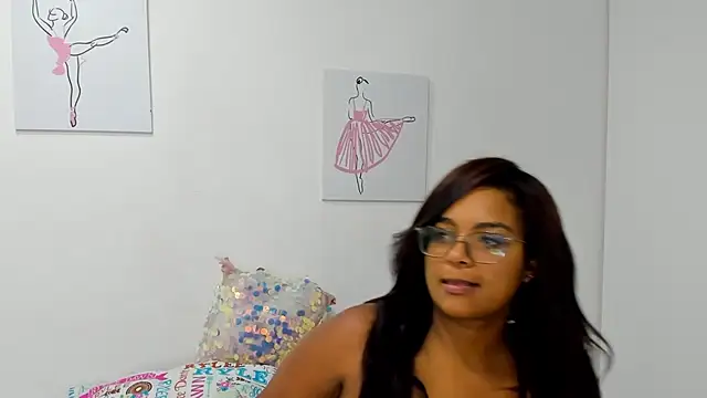 Hill Brownie online show from September 23, 10:40 am