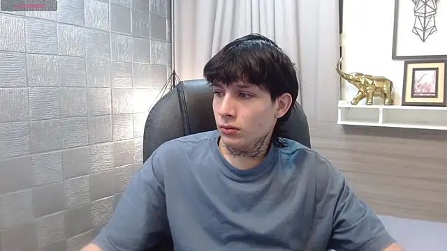 Iantwink18 online show from November 14, 3:27 am