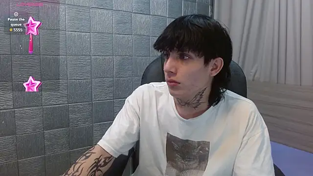 Iantwink18 online show from December 4, 7:55 pm