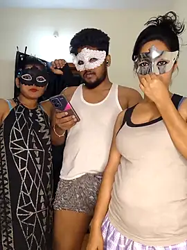 Family02 online show from September 27, 4:34 pm