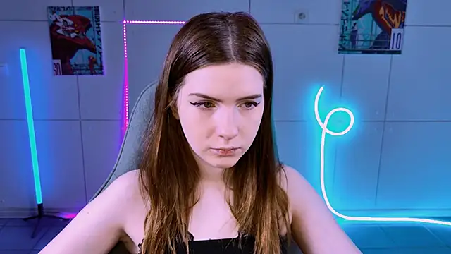 AliceCUNTach online show from September 18, 5:09 am