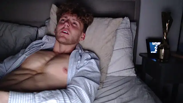 DominantAlex18 online show from October 25, 1:57 am