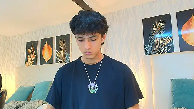 Lean Portman online show from February 11, 8:58 pm