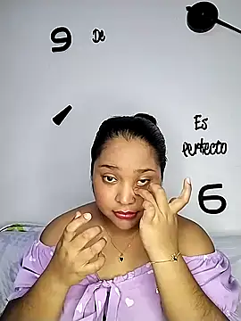 Angelly ricura online show from December 5, 3:20 pm