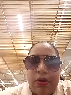 Snapshot of Angelly_ricura chatting on May 31, 9:05 pm Angelly ricura online show from May 31, 9:05 pm