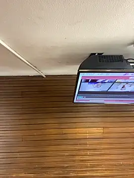 Adele Pinkk online show from November 19, 11:10 am