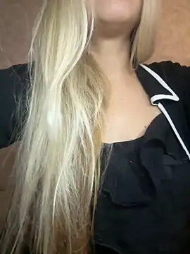 Snapshot of Nikihot__ chatting on October 9, 10:46 am Nikihot   online show from October 9, 10:46 am