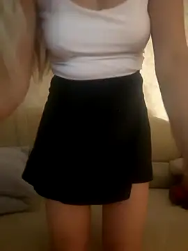 Snapshot of Nikihot__ chatting on October 24, 10:28 pm Nikihot   online show from October 24, 10:28 pm