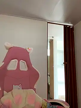 Angeldusttt online show from October 23, 3:33 pm