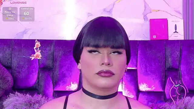 Snapshot of Ava_Cristi chatting on June 5, 6:13 pm Ava Cristi online show from June 5, 6:13 pm