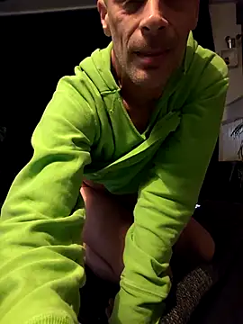 Snapshot of nolliebollieeeeeee chatting on October 16, 8:10 pm nolliebollieeeeeee online show from October 16, 8:10 pm