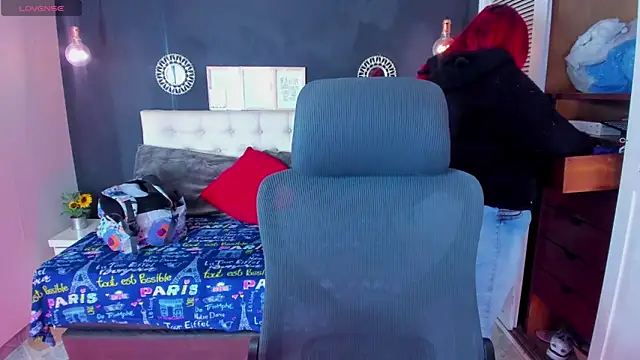 Snapshot of Eva_hot_1 chatting on February 23, 12:46 pm Eva hot 1 online show from February 23, 12:46 pm