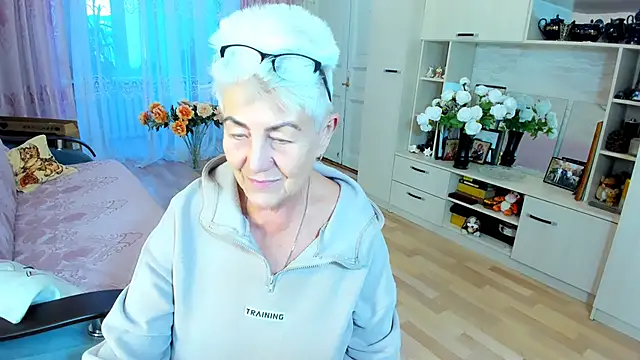 HotandMature online show from December 22, 10:12 am