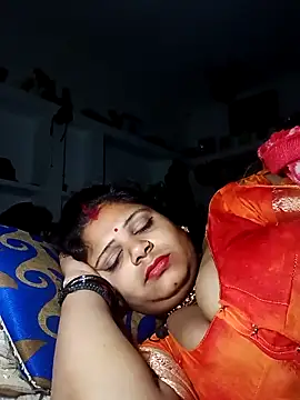 Snapshot of Rani_sahiba chatting on February 24, 9:13 pm Rani sahiba online show from February 24, 9:13 pm