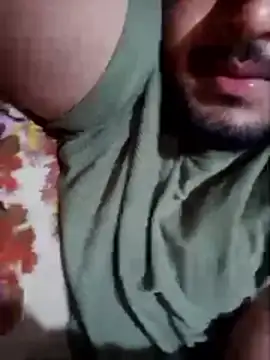 Snapshot of Mahabteegg chatting on April 17, 6:55 pm Mahabteegg online show from April 17, 6:55 pm