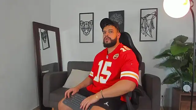 Justin kingX7 online show from April 11, 4:17 am