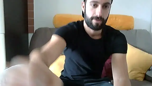 Amicisegreti online show from November 26, 12:17 pm