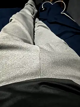 Aaia93 online show from November 14, 5:17 am