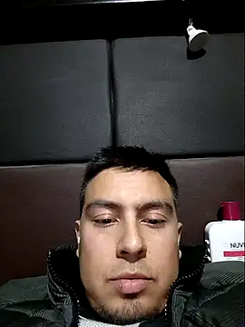 Aaia93 online show from December 17, 7:25 am