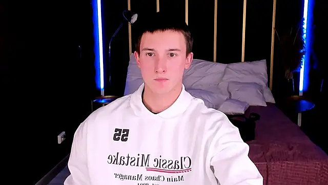 Snapshot of David__Diamond chatting on October 6, 4:04 pm David Diamond online show from October 6, 4:04 pm