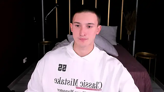 Snapshot of David__Diamond chatting on October 8, 3:53 pm David Diamond online show from October 8, 3:53 pm