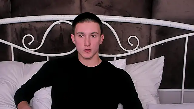 Snapshot of David__Diamond chatting on October 11, 4:38 pm David Diamond online show from October 11, 4:38 pm