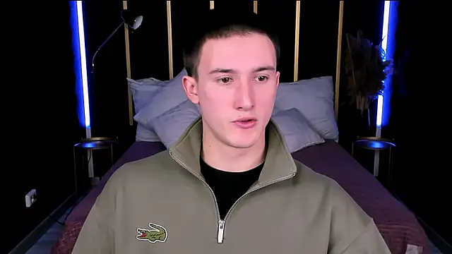 Snapshot of David__Diamond chatting on October 17, 3:58 pm David Diamond online show from October 17, 3:58 pm