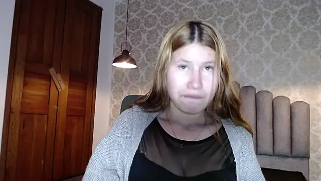 Olivia11  online show from October 5, 11:30 am