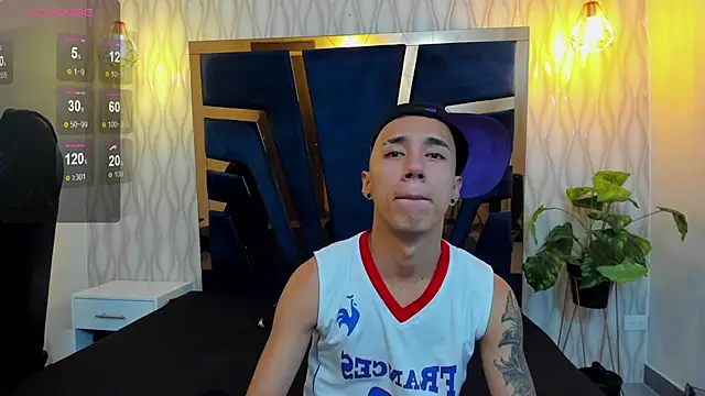 Snapshot of Justin_Lakee chatting on October 8, 11:13 pm Justin Lakee online show from October 8, 11:13 pm