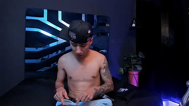 Snapshot of Justin_Lakee chatting on October 21, 11:16 pm Justin Lakee online show from October 21, 11:16 pm
