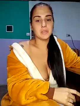 kariciasecreta online show from April 6, 10:05 am