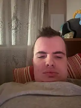 Snapshot of marik_goldd chatting on September 16, 8:10 pm marik goldd online show from September 16, 8:10 pm