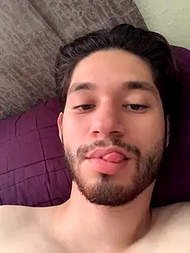 pitudo1313wuero online show from October 2, 10:06 pm