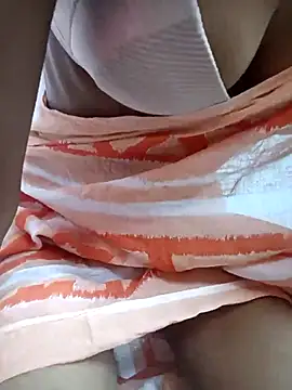 Snapshot of riyaroy9999 chatting on November 2, 6:05 am riyaroy9999 online show from November 2, 6:05 am