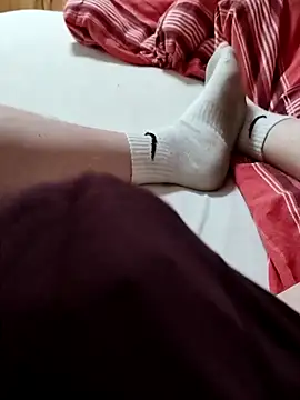 Snapshot of boxerundsocken91 chatting on May 13, 4:48 pm boxerundsocken91 online show from May 13, 4:48 pm