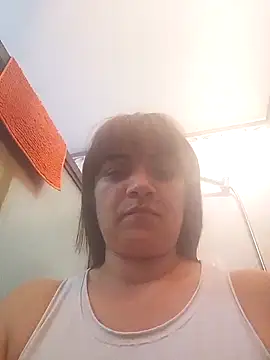 isabella931054 online show from October 7, 11:46 pm