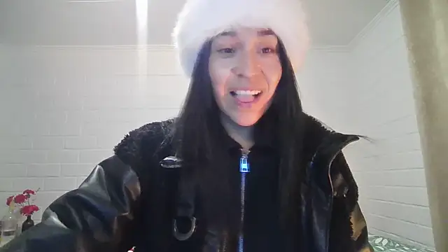 Snapshot of KalosGyne chatting on June 16, 1:52 am KalosGyne online show from June 16, 1:52 am